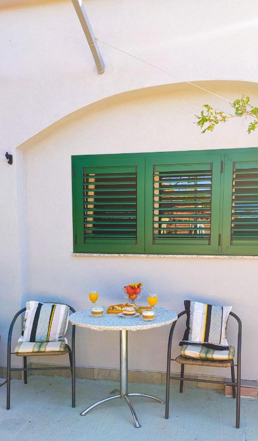 Apartments Marija Karlobag Dış mekan fotoğraf