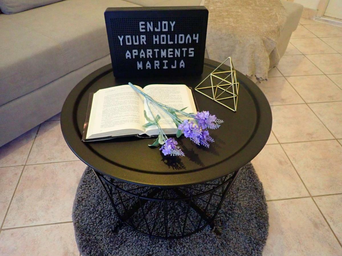 Apartments Marija Karlobag Dış mekan fotoğraf